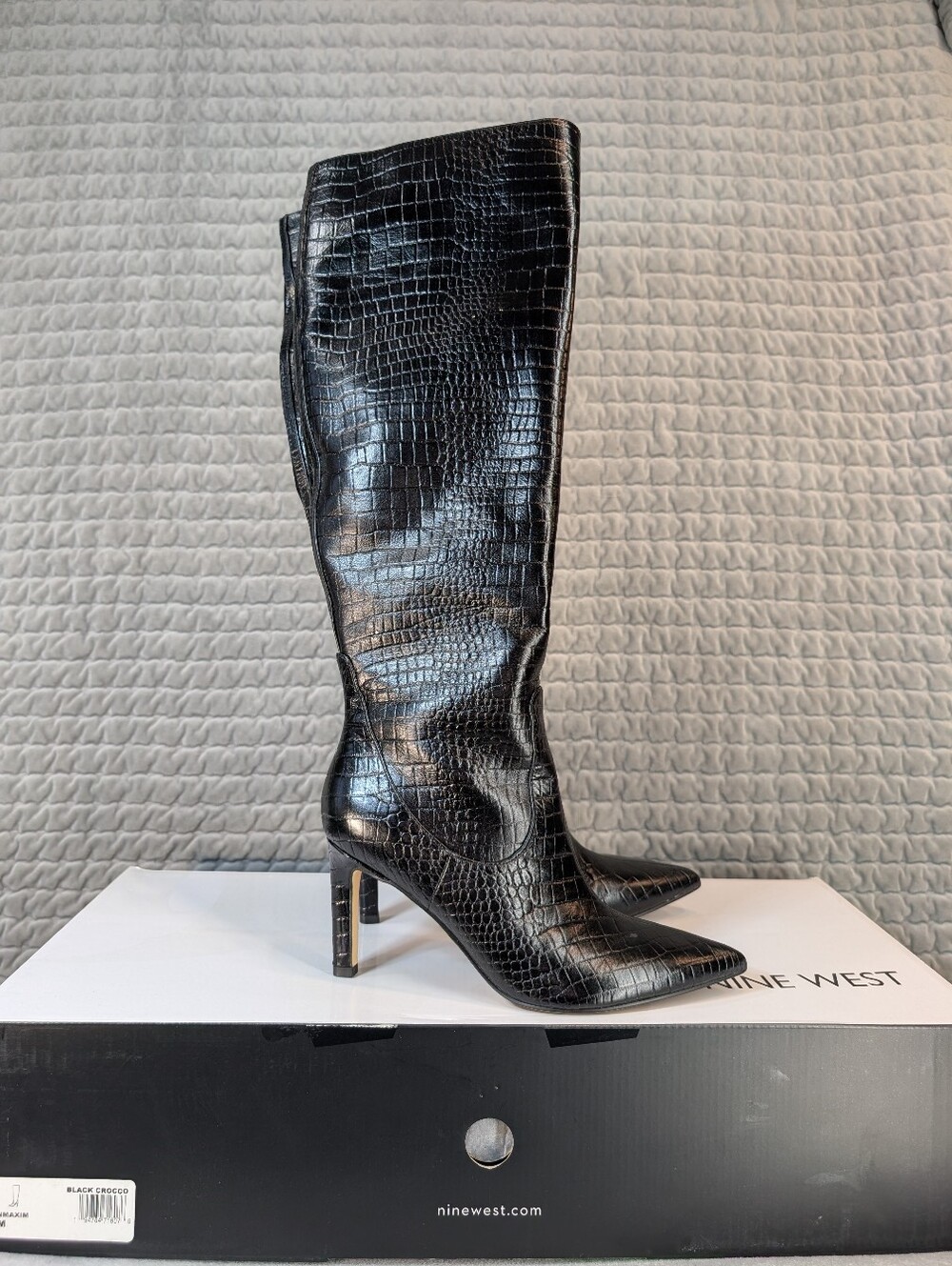 Nine West "Black Crocco" Size 8 WNMAXIM Knee High Boots High Heel Pointed Toe